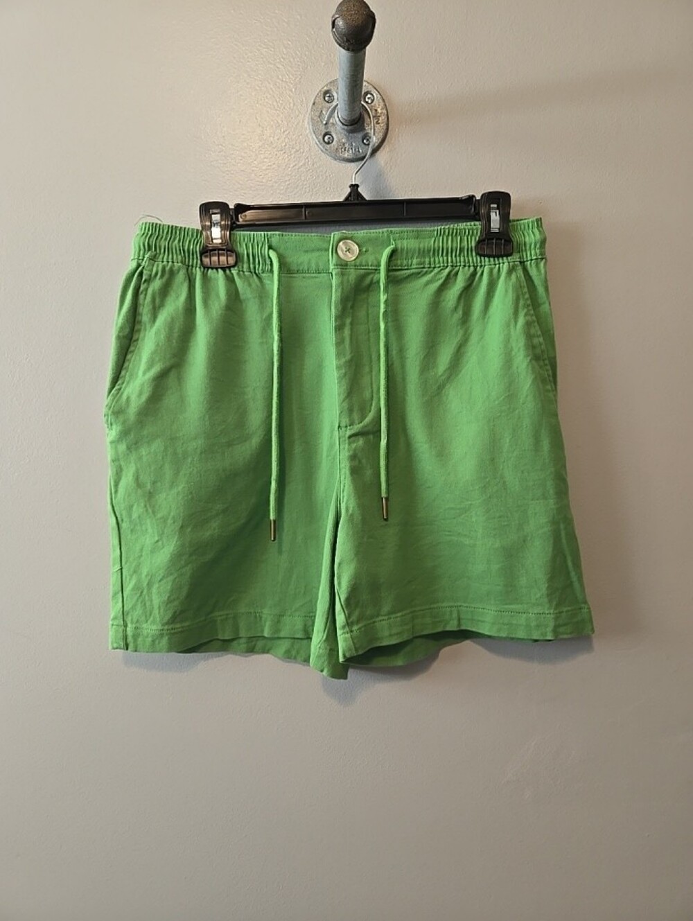 Laguna. Women's Chino Shorts. Sz. M Green Elastic Eaist W/Drawstring